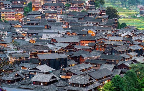 阳泉6种常见的外墙仿石漆施工工艺！